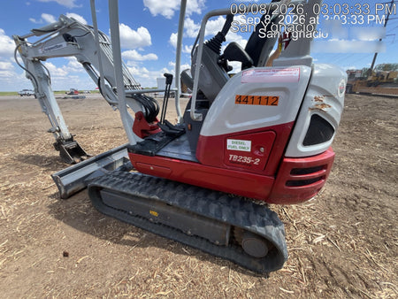 2024 TAKEUCHI TB235-2R