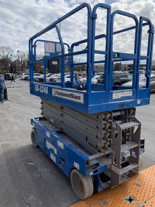 2020 Genie GS-3246 Standard, Folding full height swing gate