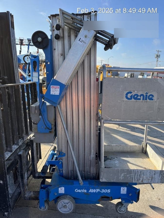 2018 GENIE AWP-30S