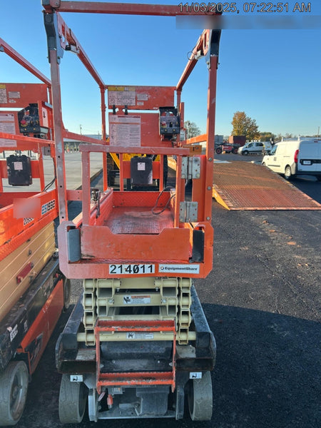 2022 JLG ES1932