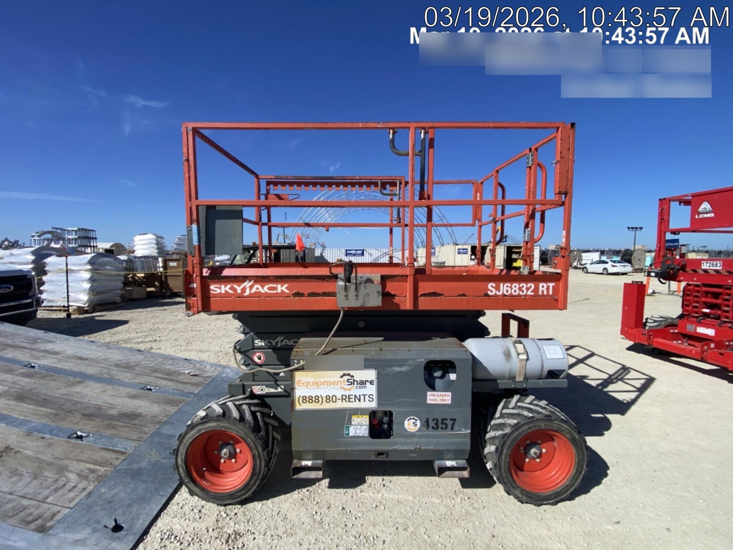 2017 SKYJACK SJ6832 RT