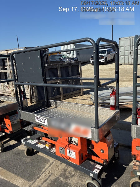 2023 JLG 1030P