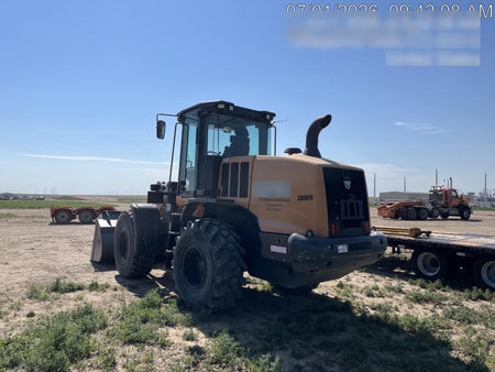 2022 CASE 621G
