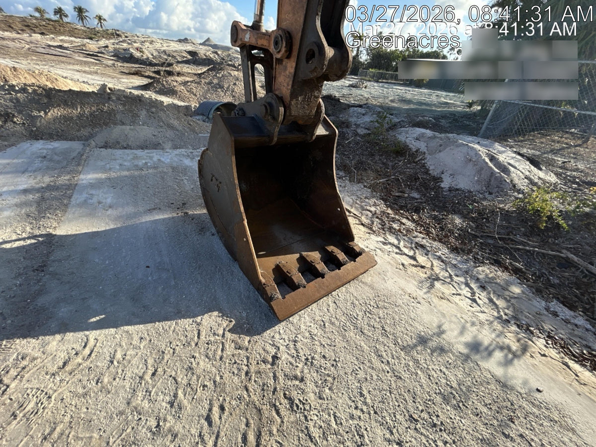 2016 CASE 48" Bucket - Case