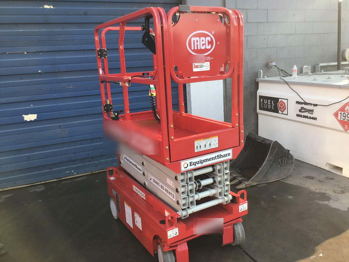 2020 MEC 1330SE Solid NM Tires, Steel Swing out Doors, LCS, Beacon, 900W Invertor