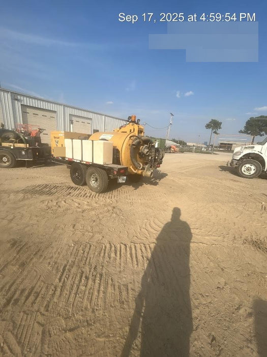 2022 Vac-Tron LP573XDT T4 Koehler Diesel Engine, 500 Gallon Debris Tank, x2 100 Gallon Water Tanks