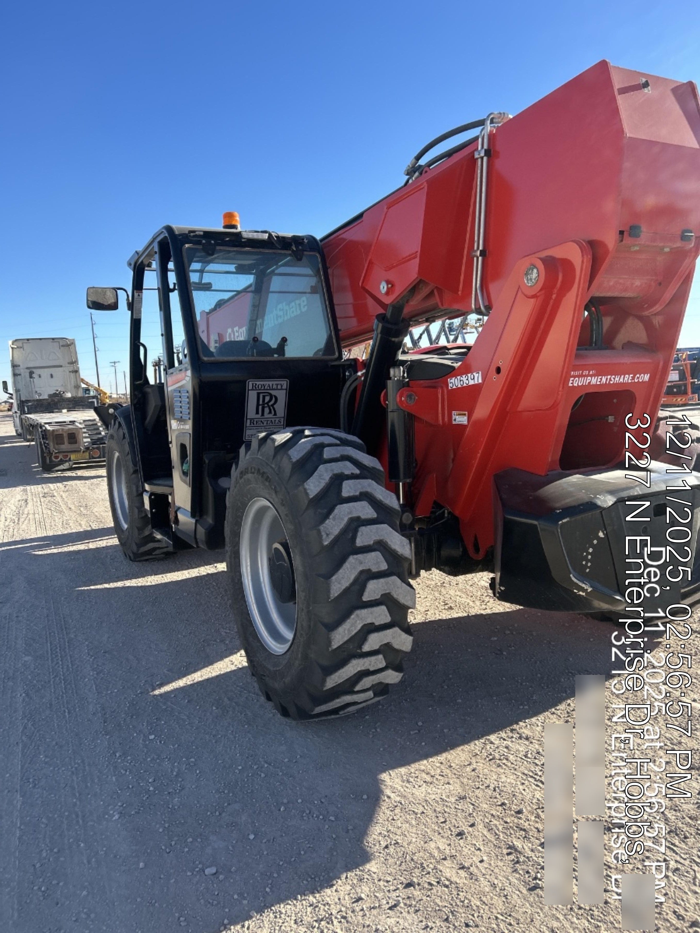 2025 MANITOU MTA1055