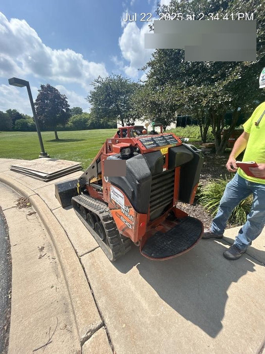 2020 DITCH WITCH SK800A