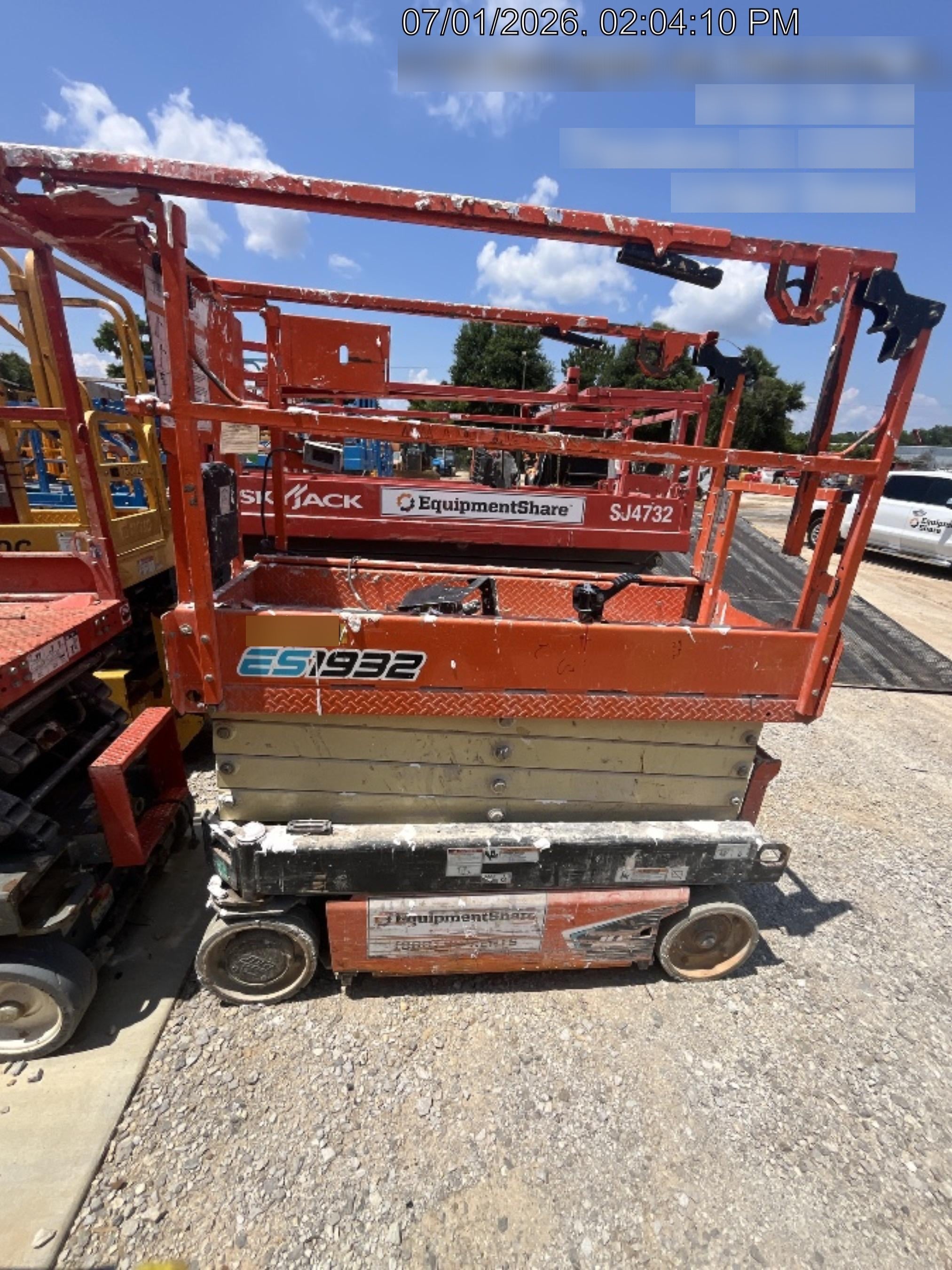 2021 JLG ES1932