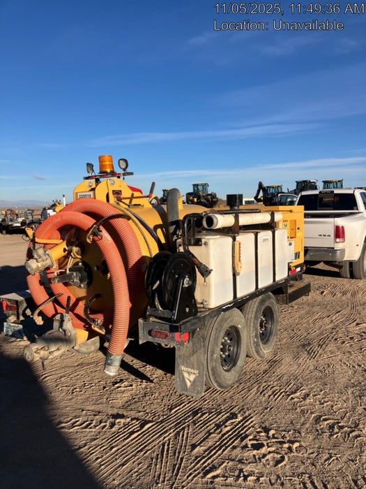 2022 Vac-Tron LP573XDT T4 Koehler Diesel Engine, 500 Gallon Debris Tank, x2 100 Gallon Water Tanks