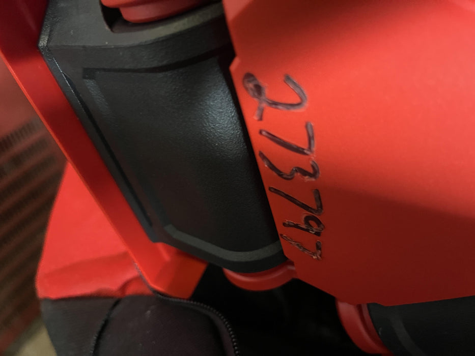 2022 MILWAUKEE 2136-20