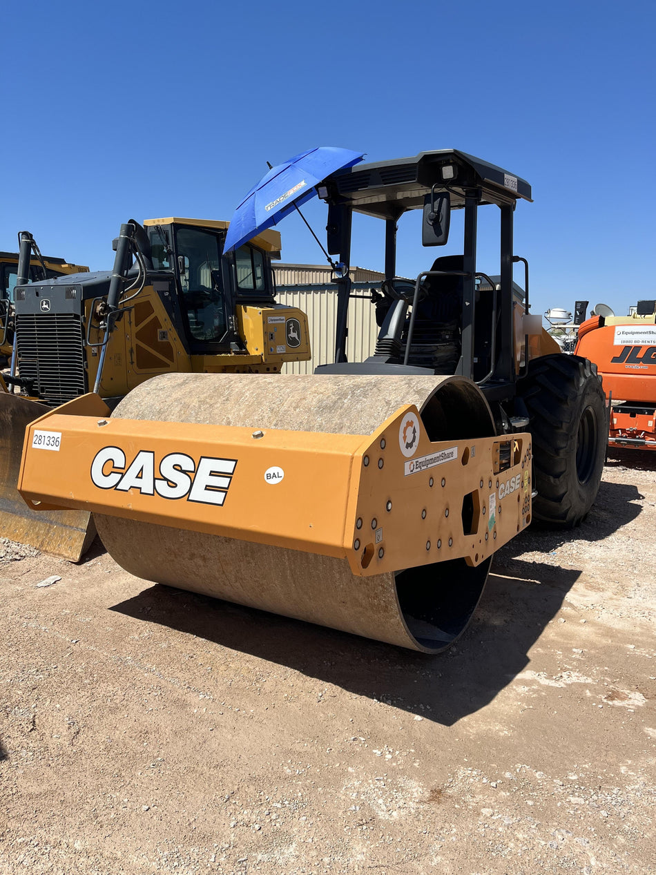 2023 CASE SV211E