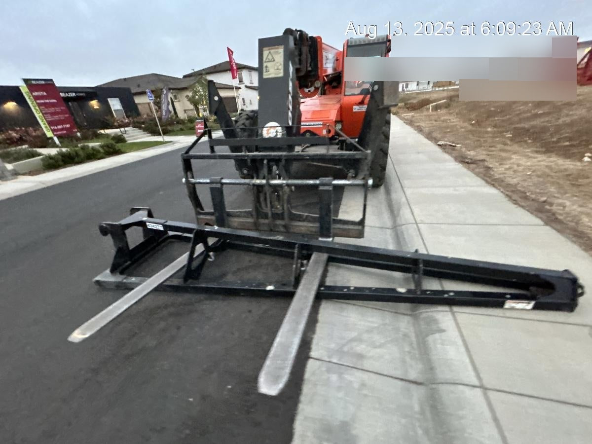 2024 JLG 1001275853