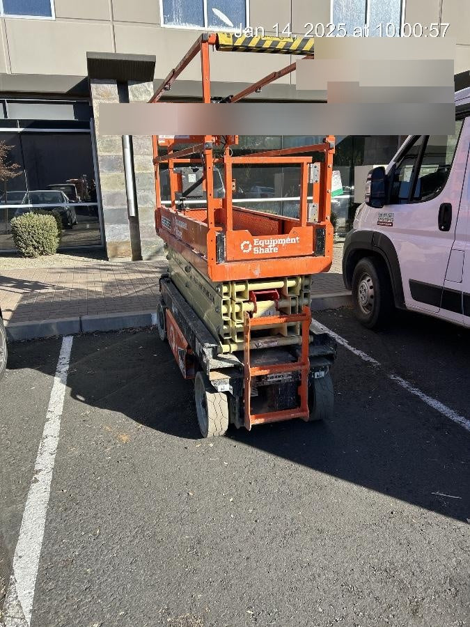 2022 JLG ES2632