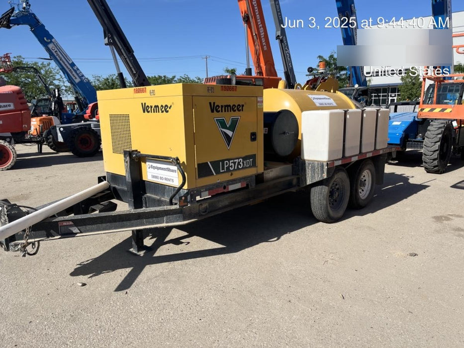 2021 Vac-Tron LP573XDT T4 Koehler Diesel Engine, 500 Gallon Debris Tank, x2 100 Gallon Water Tanks