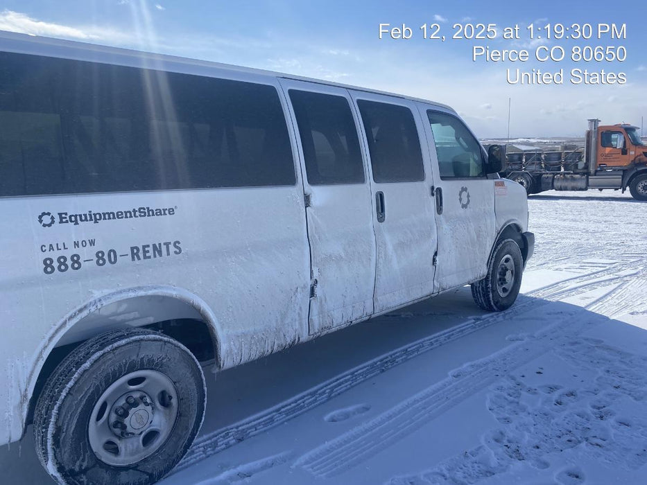 2025 CHEVROLET Express Van - Rental