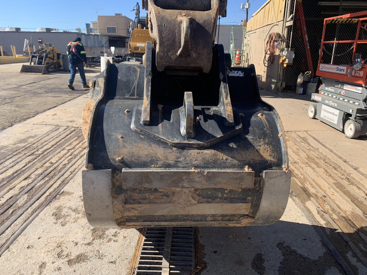 2020 SANY 42" Bucket - Sany