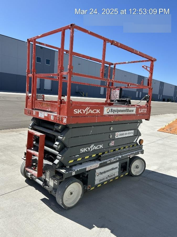 2022 SKYJACK SJ4732
