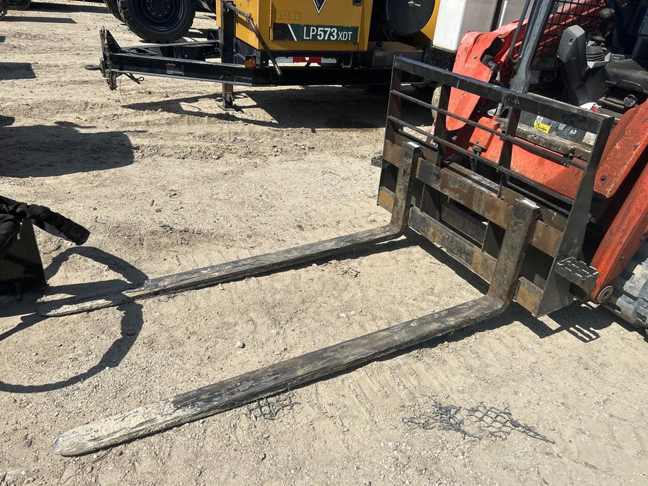 2025 ARROW MATERIAL HANDLING F5100CB - 72"