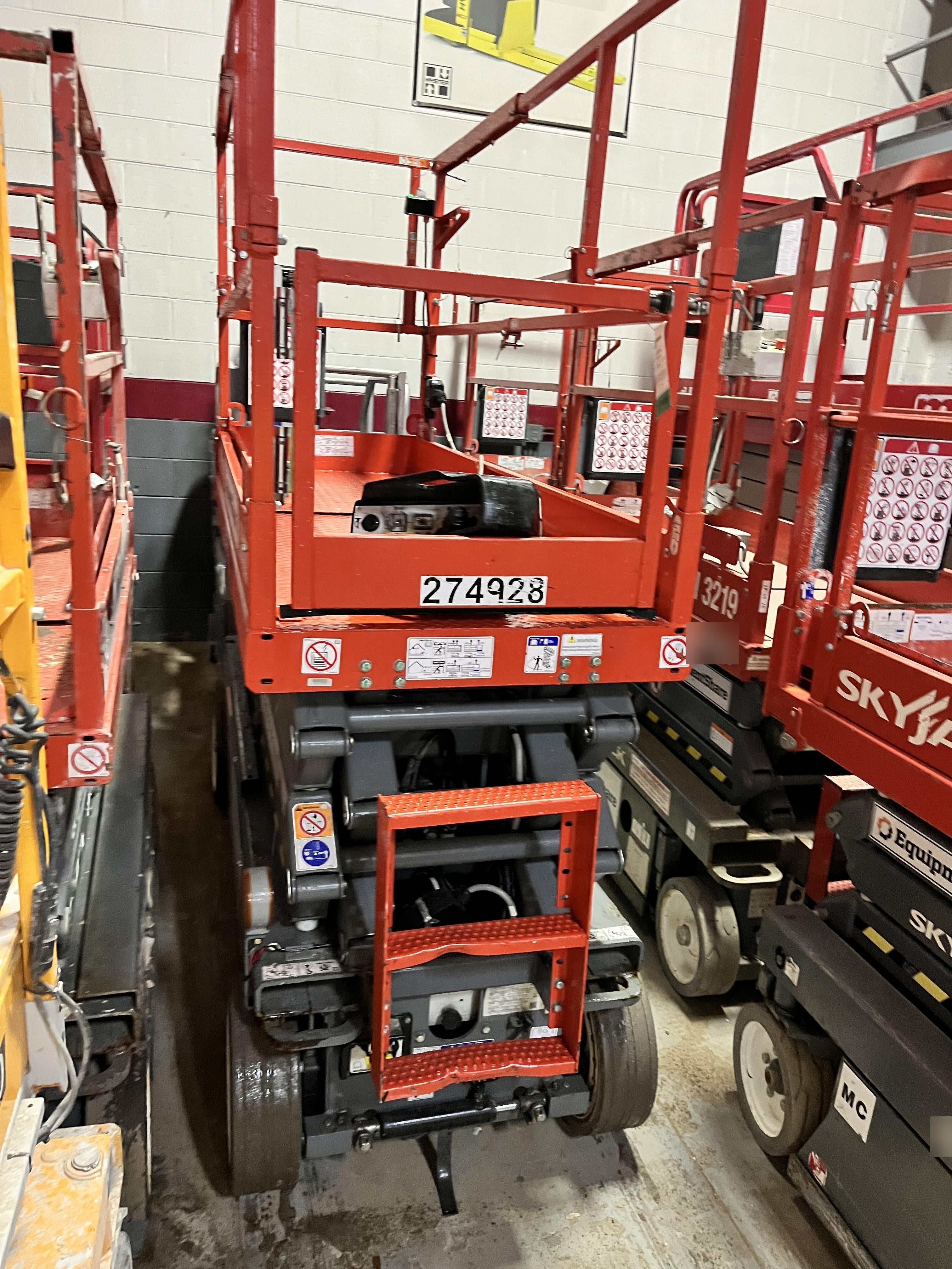 2023 SKYJACK SJ3226