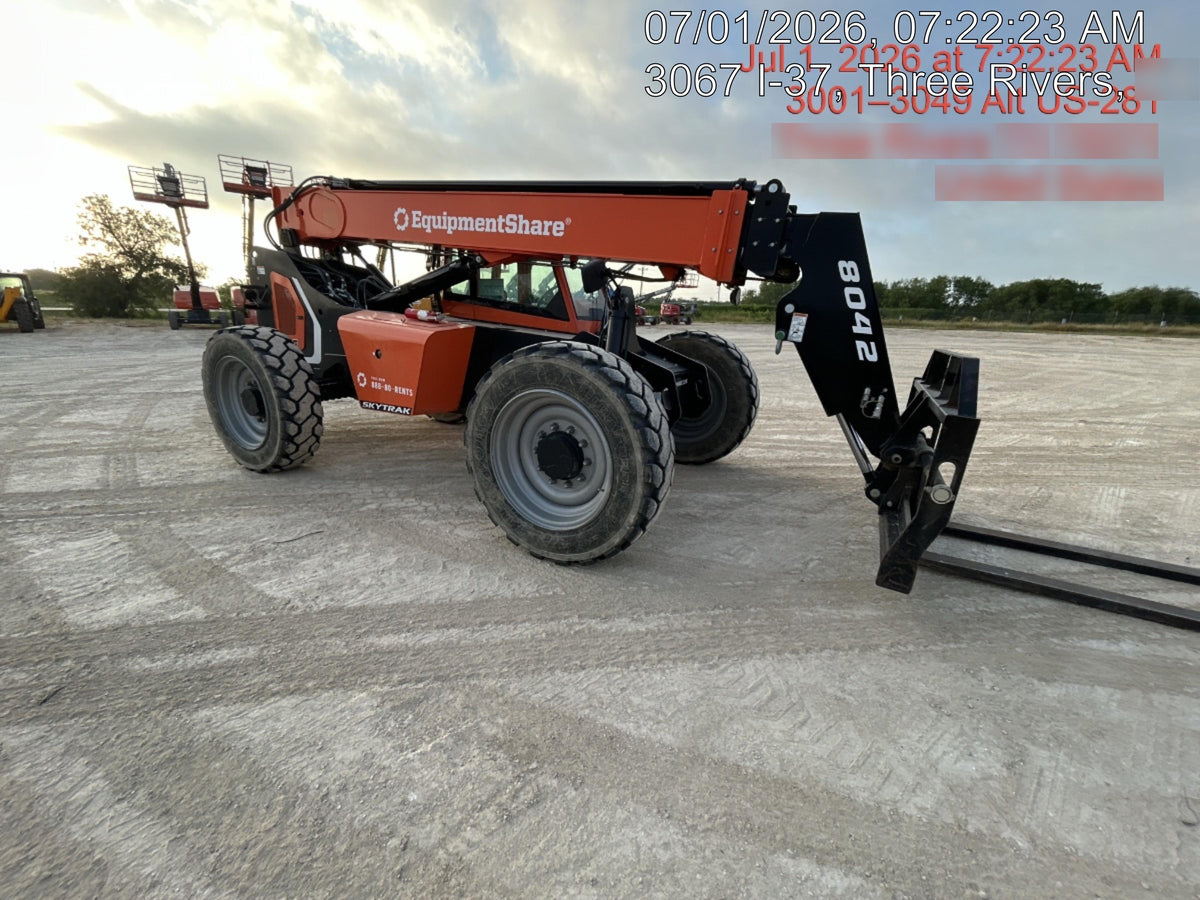2024 SKYTRAK 8042