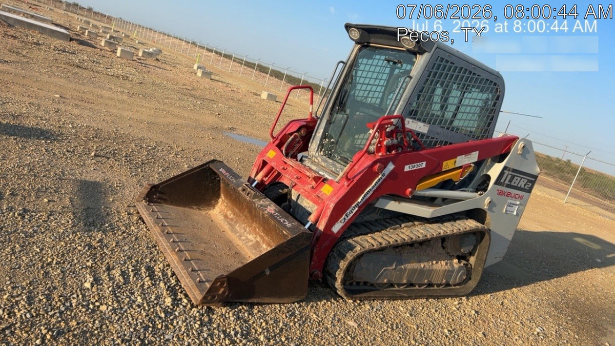 2021 TAKEUCHI TL8R2-CR