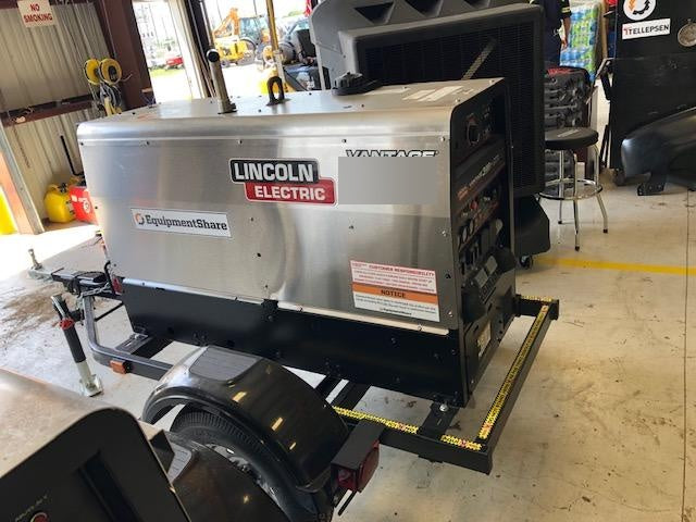 2019 Lincoln Electric Vantage 322 Welder Ready-Pak 3, Two wheel trailer, Fender and Light kit, Cable Rack