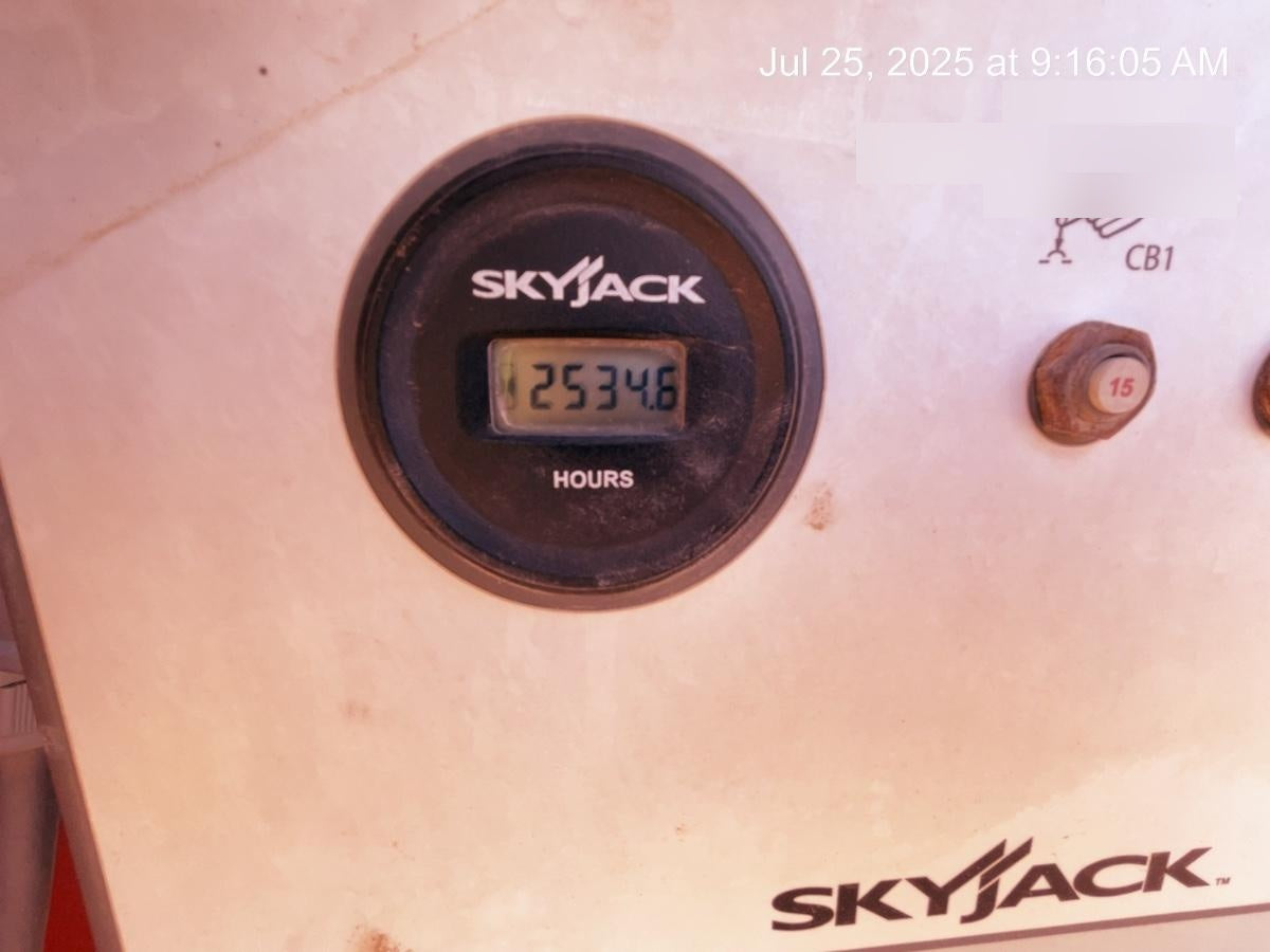 2017 SKYJACK SJ45T+