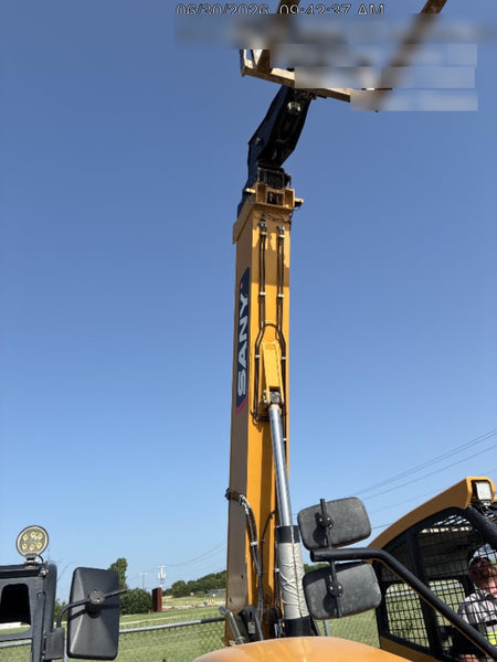 2023 SANY STH1056