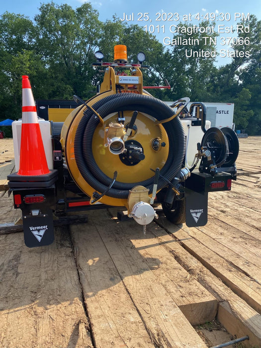 2023 Vac-Tron LP573XDT T4 Koehler Diesel Engine, 500 Gallon Debris Tank, x2 100 Gallon Water Tanks