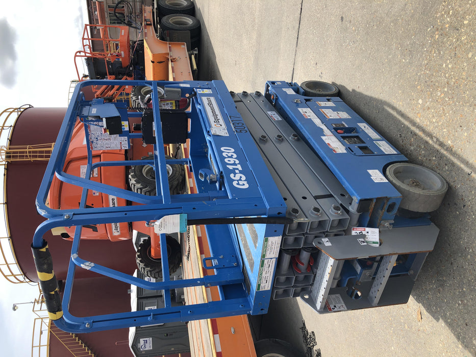 2019 Genie GS-1930 Fixed Rails with Chain Entry