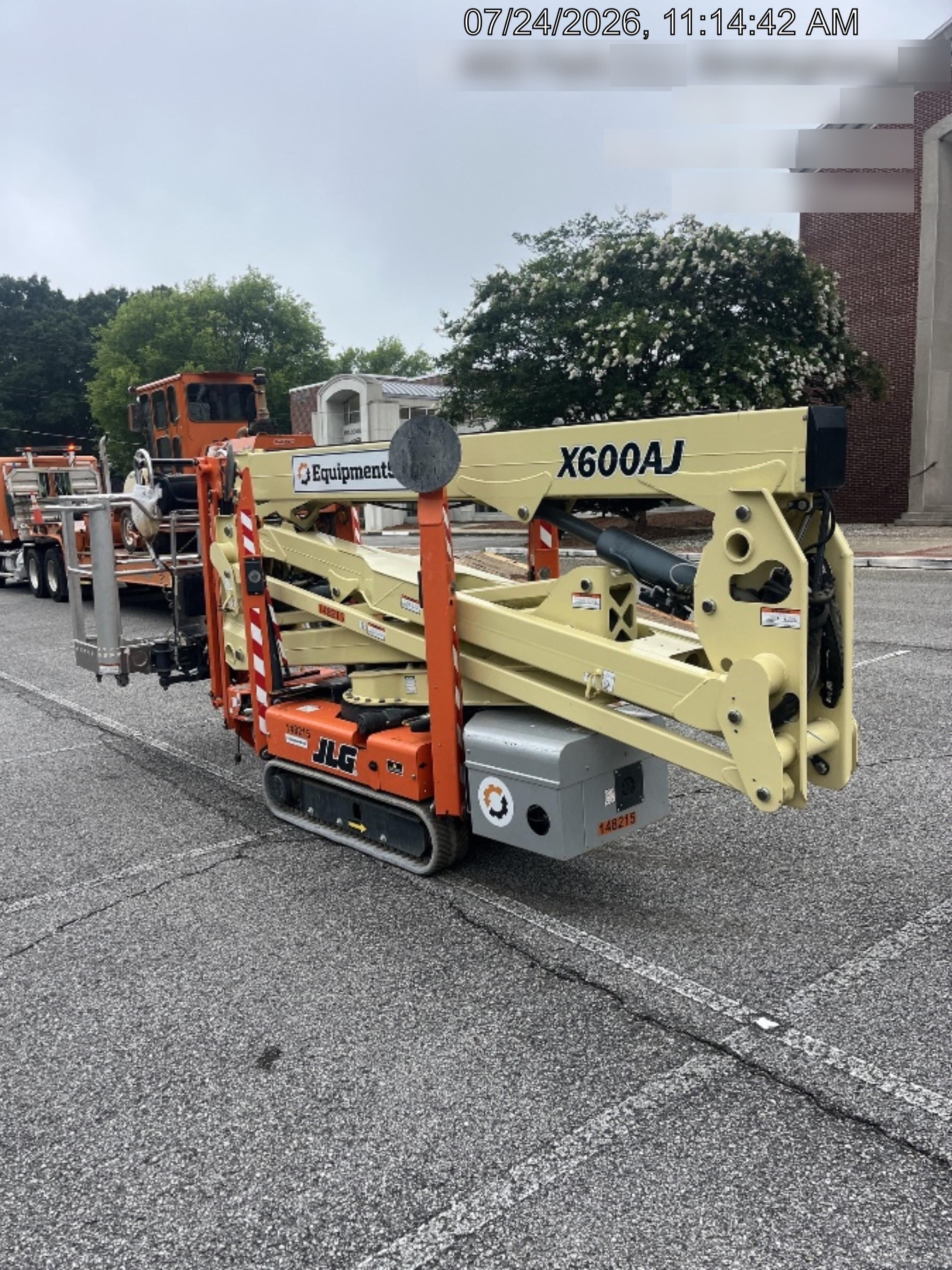 2021 JLG X600AJ