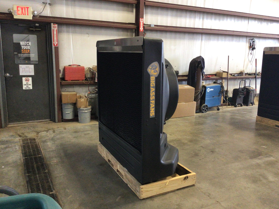 2022 BIG ASS FANS Cool Space 400