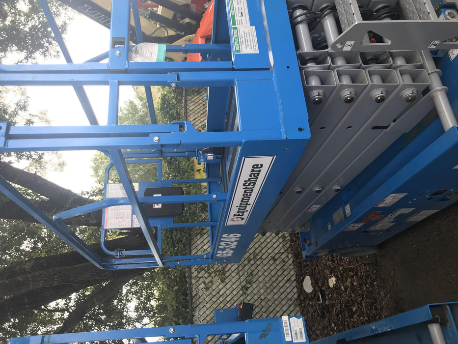 2020 Genie GS-3246 Standard, Folding full height swing gate