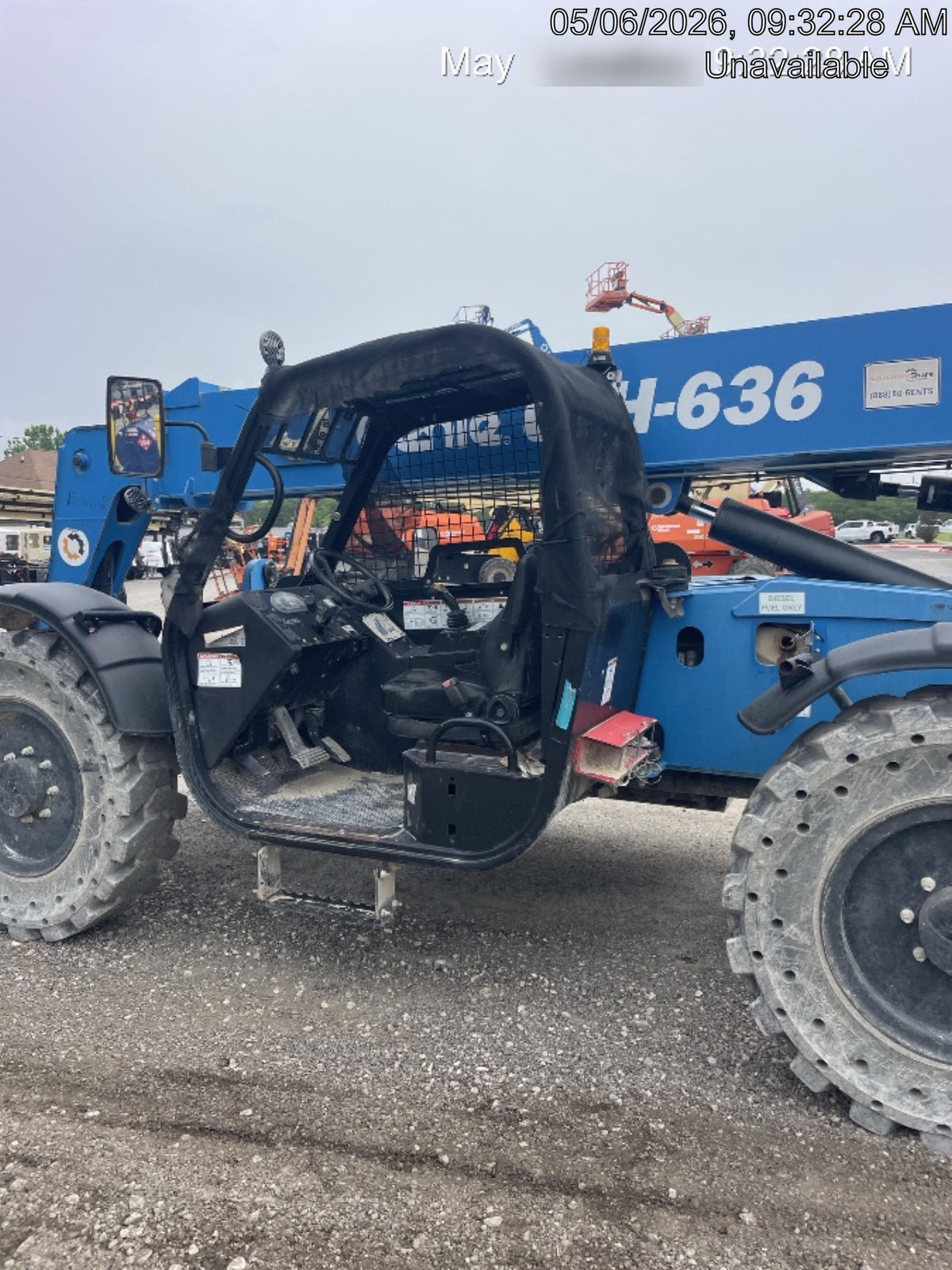 2018 Genie GTH-636 Genie GTH-636 w/Open ROPS, Work Lights, Solid Tires, RH Cab Mesh, Beacon, 48" Carriage and Forks