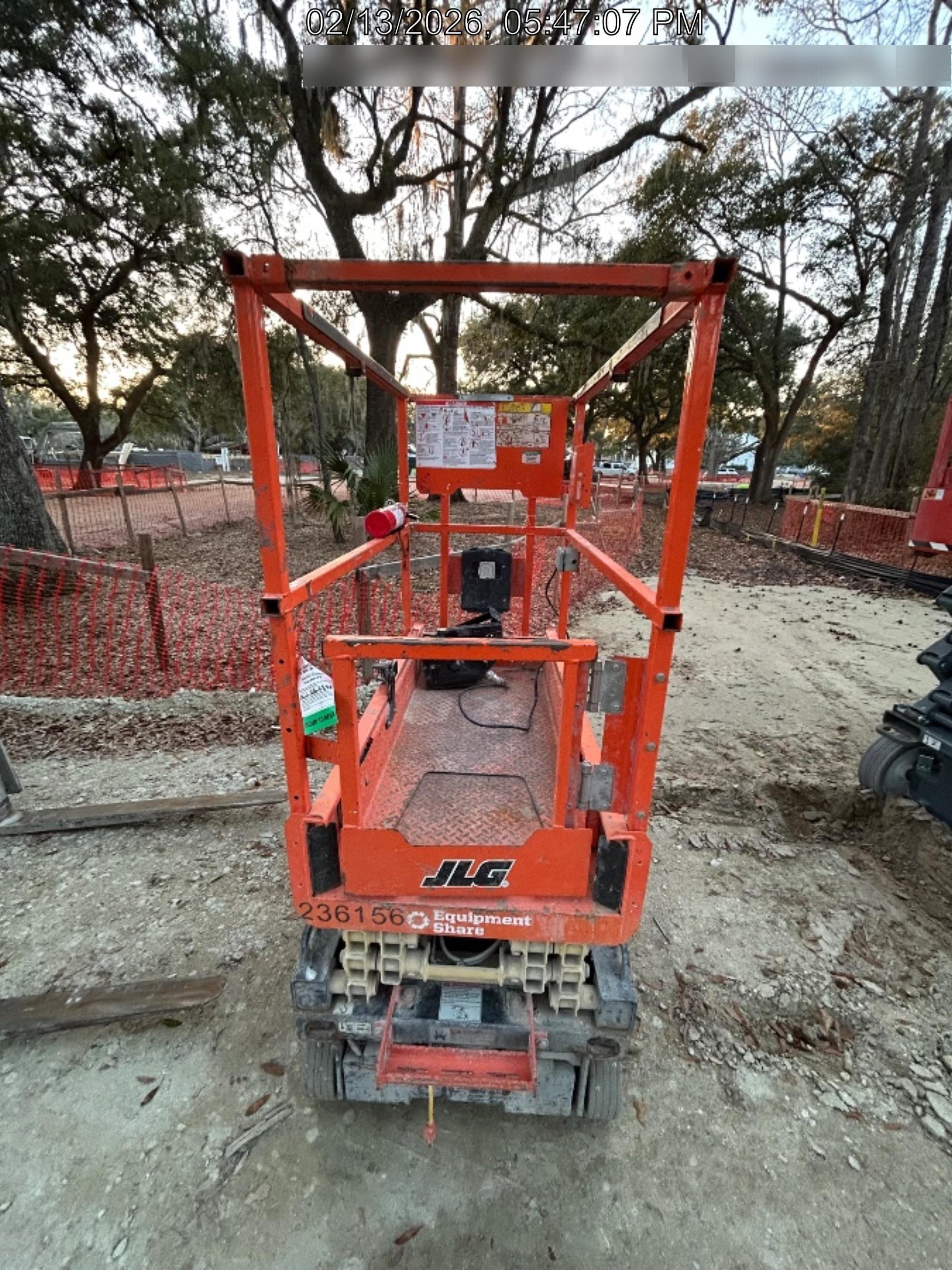 2022 JLG ES1330L