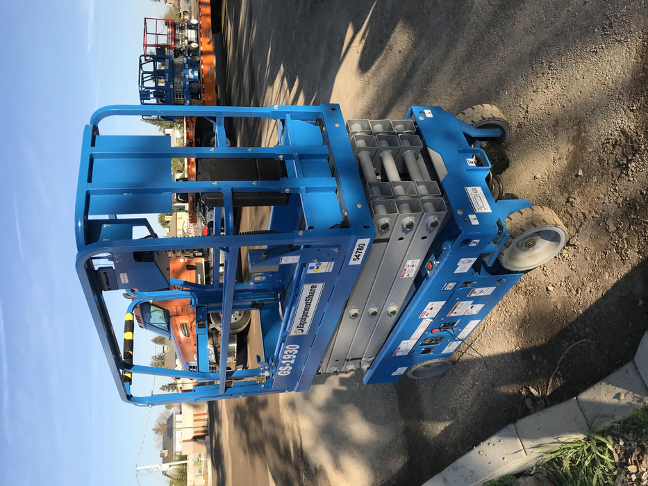 2019 Genie GS-1930 Half Height Swing Gate, 800W Inverter