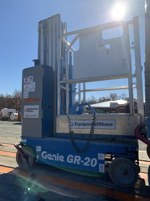 2021 GENIE GR-20