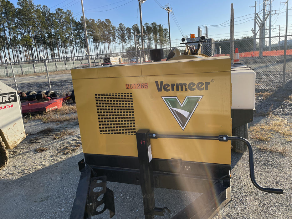 2023 Vac-Tron LP573XDT T4 Koehler Diesel Engine, 500 Gallon Debris Tank, x2 100 Gallon Water Tanks