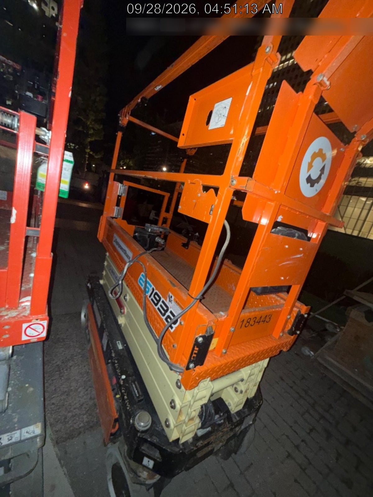 2021 JLG ES1932