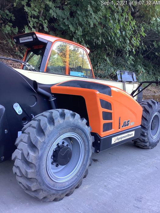 2021 JLG 1732