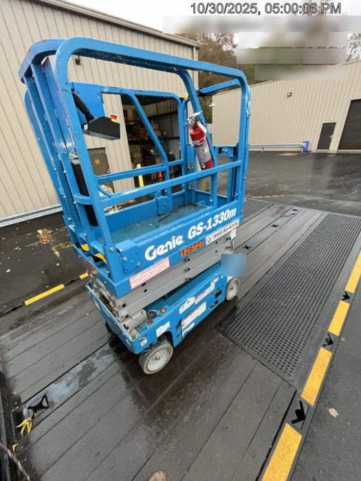 2021 GENIE GS-1330m