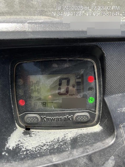 Kawasaki Mule PRO-DXT Kawasaki Mule 4x4 Diesel UTV w/Hard Top, Windshield, Beacon, Backup Alarm, ES Keypad/Hardware Installed