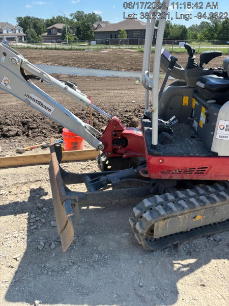 2023 TAKEUCHI TB20e