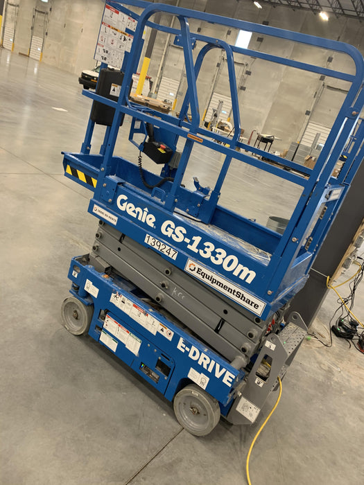 2021 GENIE GS-1330m