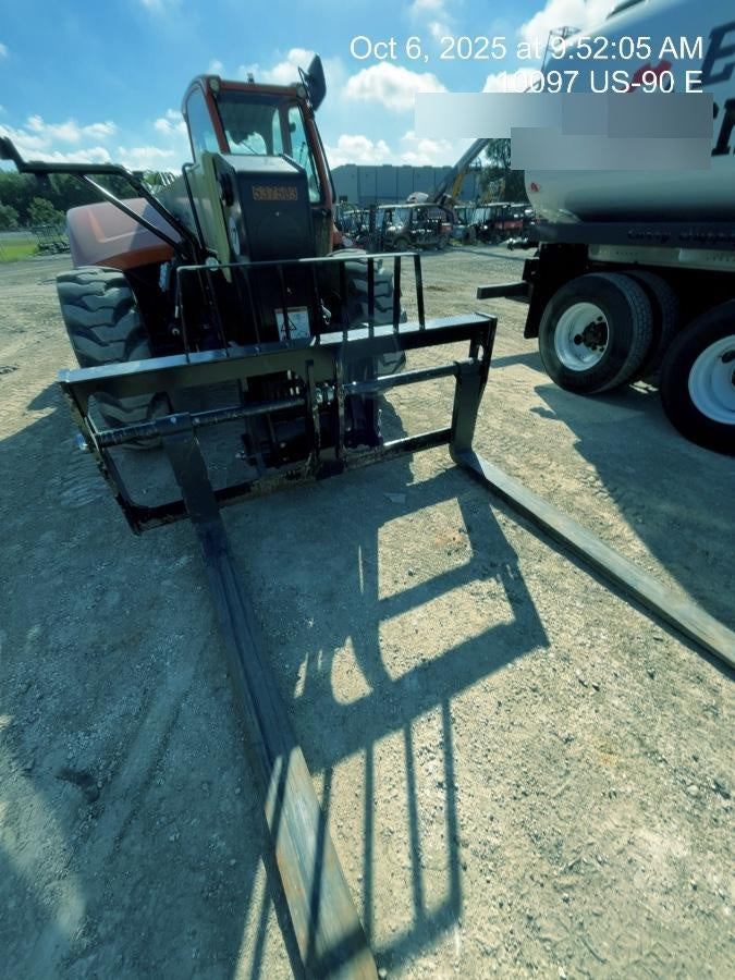 2025 JLG 1732