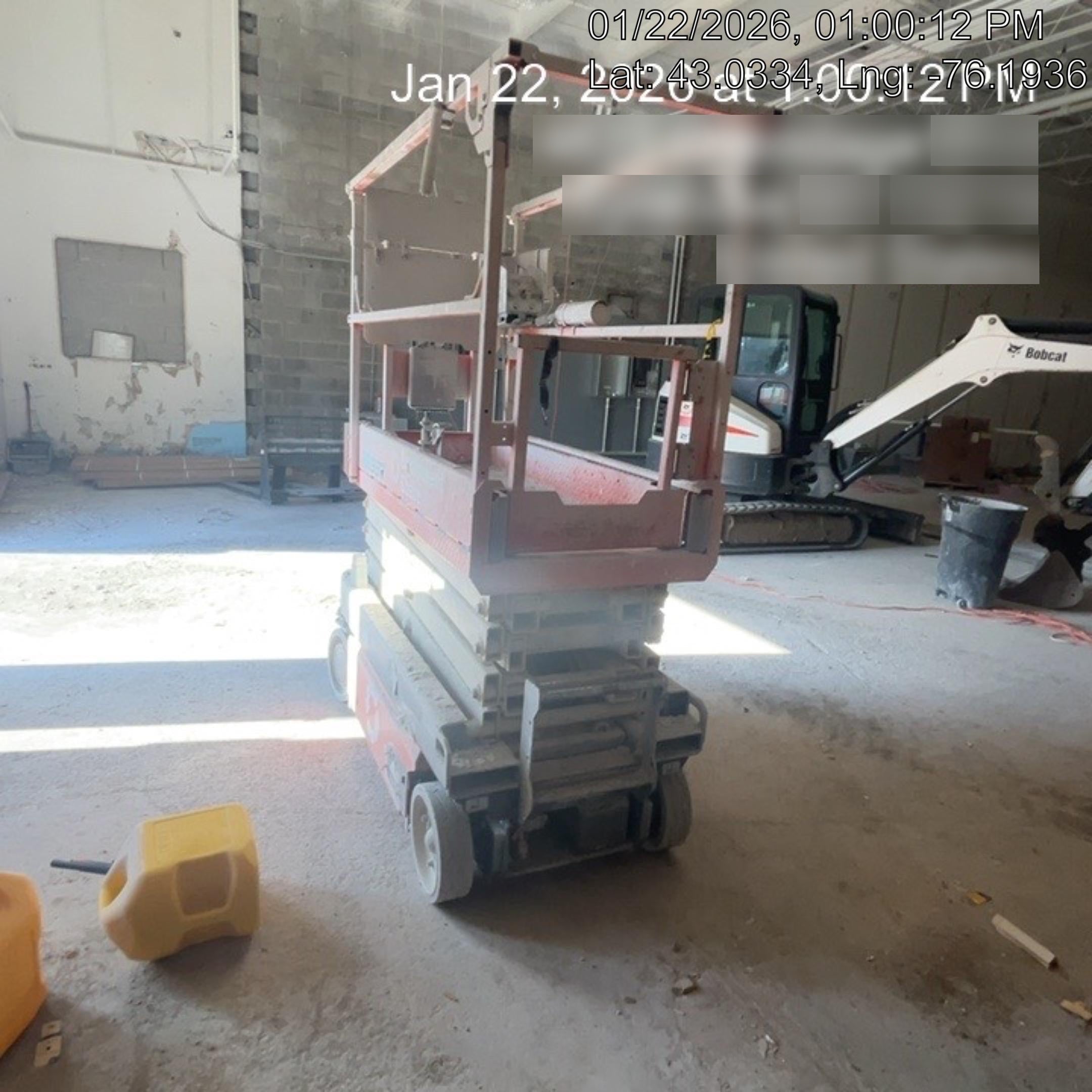 2024 JLG ES1932