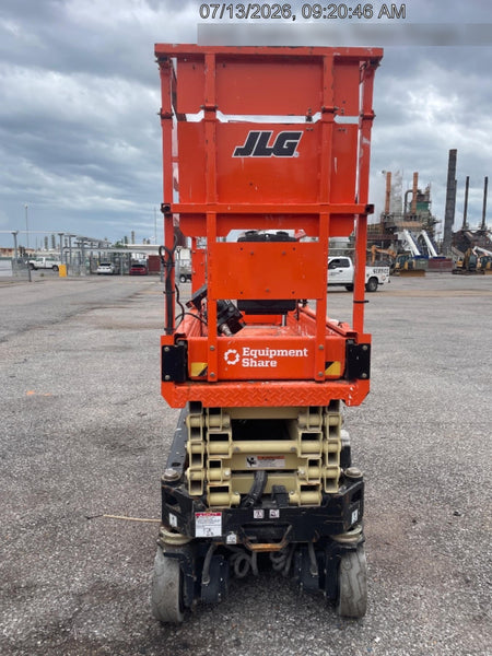 2024 JLG ES1932