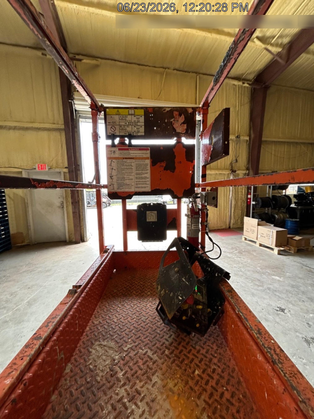2021 JLG ES1932
