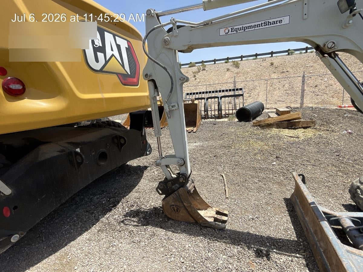 2021 TAKEUCHI TB235-2R
